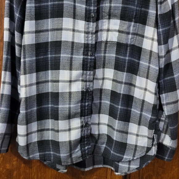 2 American Eagle Gray tones and White Plaid Shirt - Picture 6 of 15